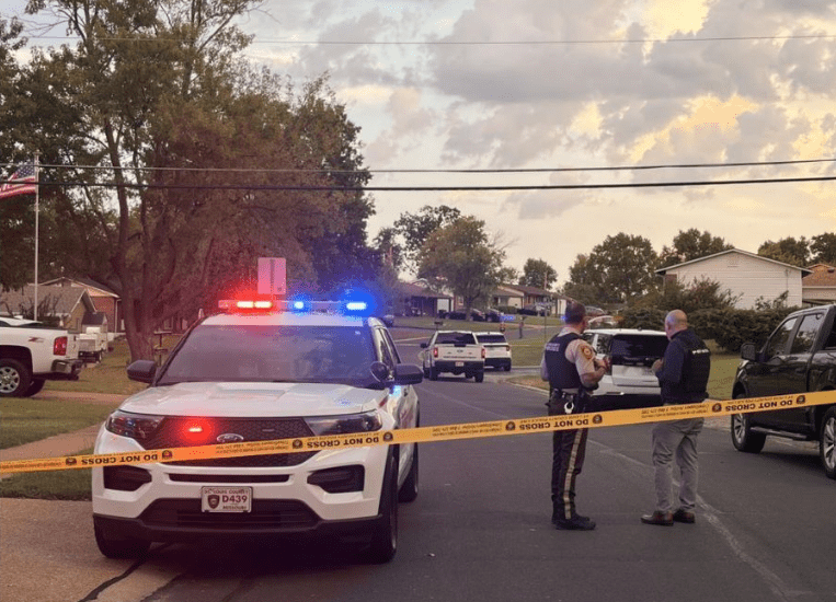 Oakville, MO: Standoff Ends With Suspect Dead After Reported Gunfire From Tapestry Drive Home
