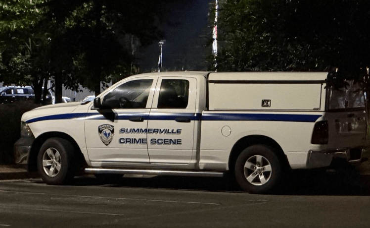 Carolina Ale House Shooting in Summerville Leaves Three Injured, Police Investigate.