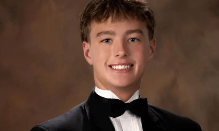 Murfreesboro, TN: Community Supports Family of 17-Year-Old Nate McDowell After His Passing.